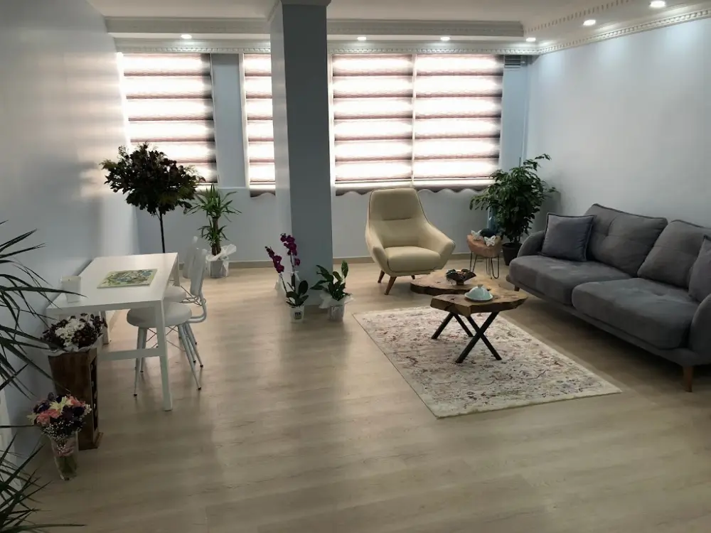 Defne Psikolojik Danışmanlık - Klinik Psikolog Buse Alamış Karlı — Psikologlar, Gaziosmanpaşa · fotoğraf 3