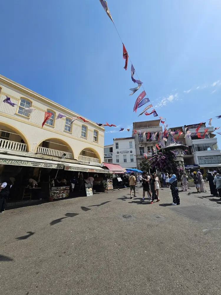 Adalar Noterliği — Noterler, Adalar · fotoğraf 2