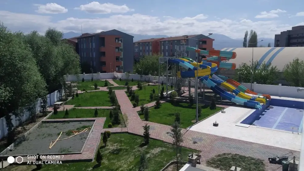 Iğdır Aquapark Hamam — Yüzme Havuzları, Merkez · fotoğraf 3