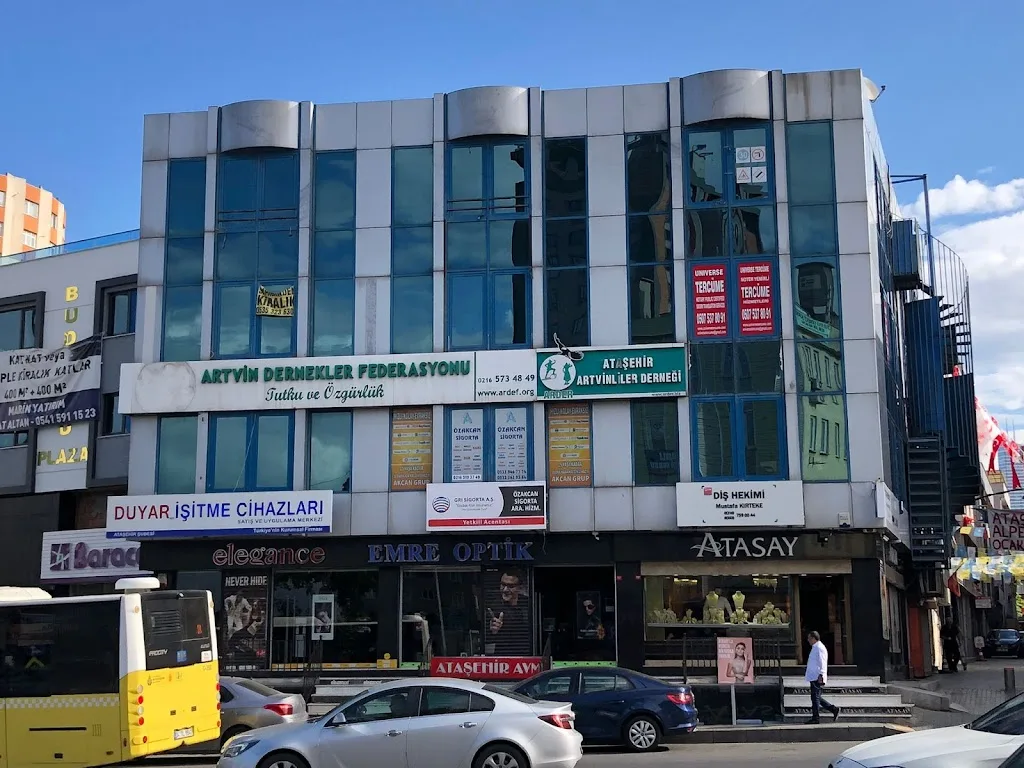 Universe Tercüme - Ataşehir Yeminli Tercüme Bürosu — Noterler, Ataşehir · fotoğraf 1