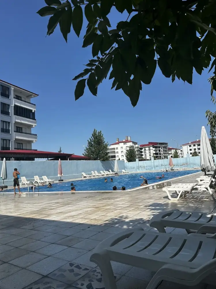 Gonca Halısaha — Yüzme Havuzları, Merkez · fotoğraf 5