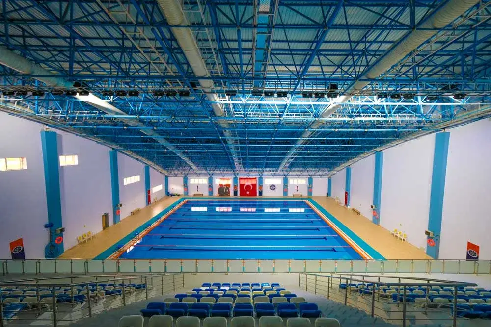Ardahan Üniversitesi Yarı Olimpik Yüzme Havuzu — Yüzme Havuzları, Merkez · fotoğraf 4