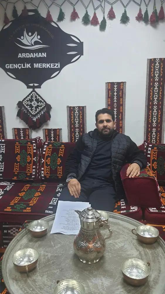 Genclik Merkezi Kapali Yuzme Havuzu — Yüzme Havuzları, Merkez · fotoğraf 3