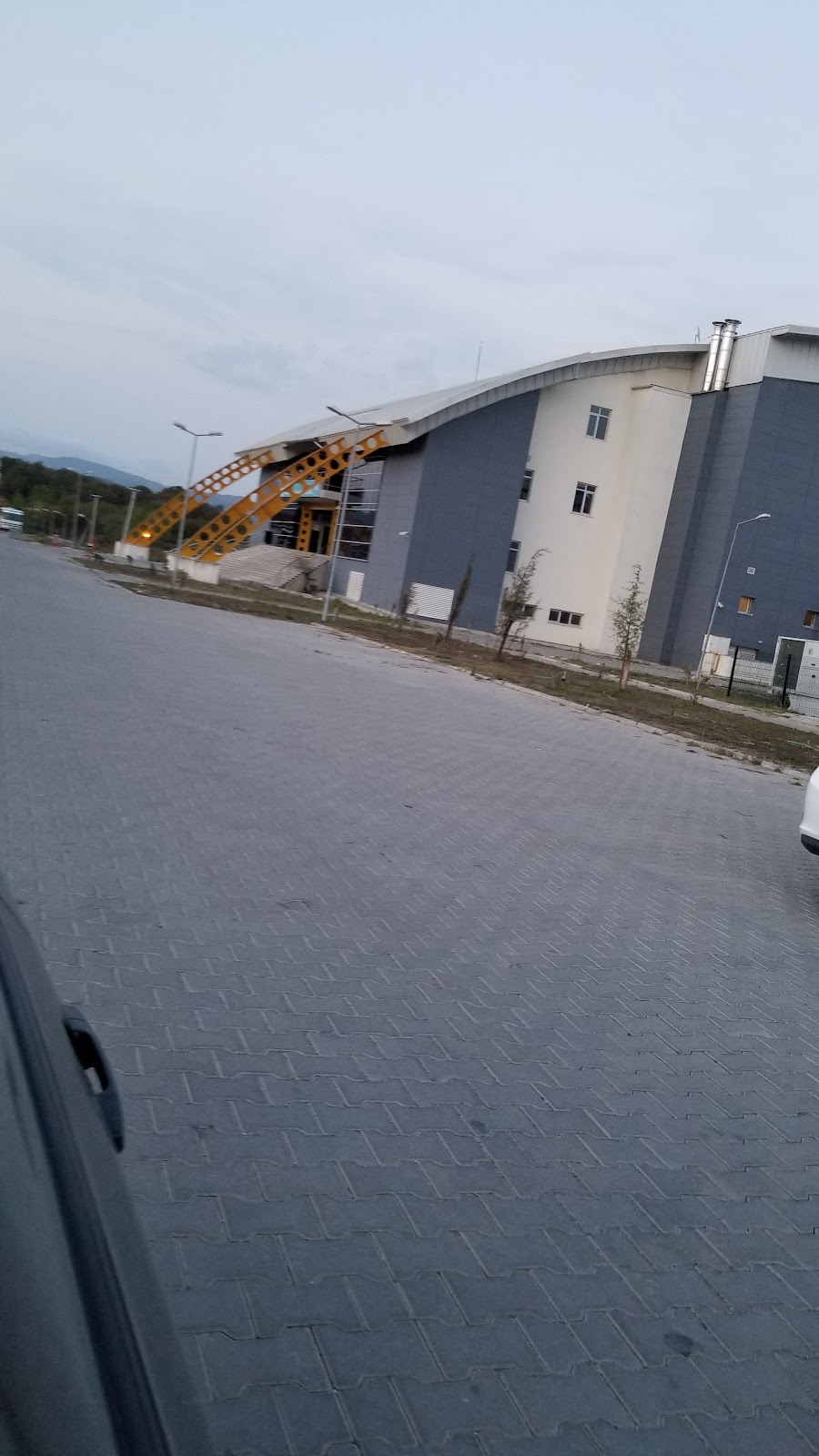 GSB Bartın Kapalı Yüzme Havuzu