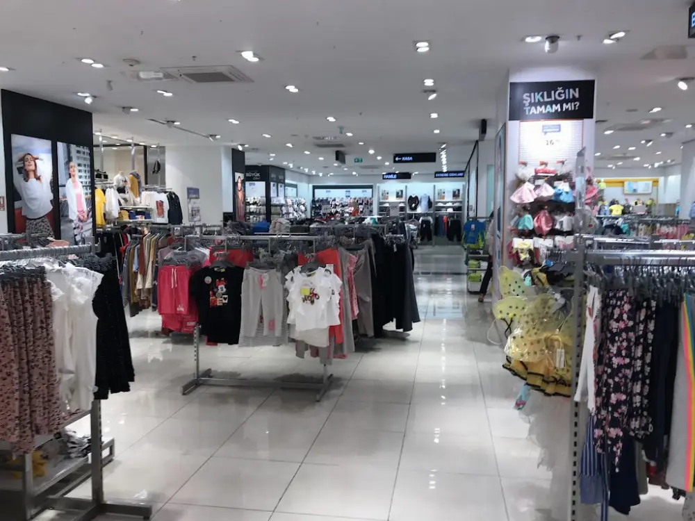 Üsküdar 4. Noterliği — Noterler, Ümraniye · fotoğraf 2