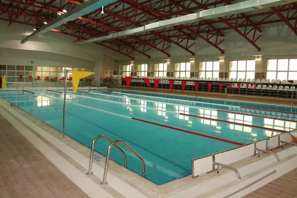 Şırnak Yarı Olimpik Yüzme Havuzu — Yüzme Havuzları, Merkez · fotoğraf 3