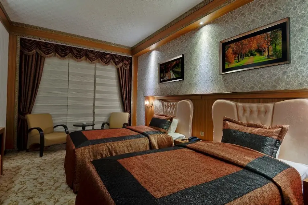 Şehr-i Nuh Otel — Yüzme Havuzları, Merkez · fotoğraf 2