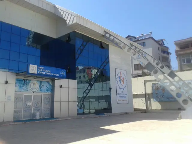 Fotoğraf Stüdyosu | Ürün Fotoğraf Çekimi | Profesyonel Fotoğrafçı — Fotoğraf Stüdyoları, Kağıthane · fotoğraf 4