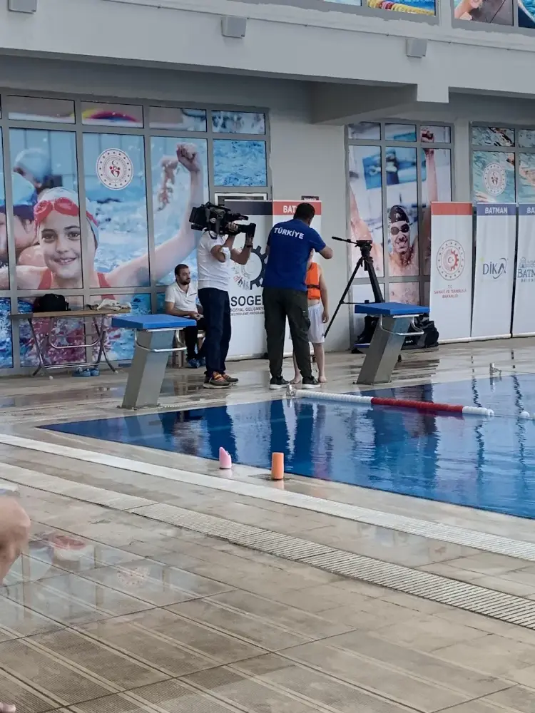 Batman Olimpik Kapalı Yüzme Havuzu(Gençlik ve Spor İl Müdürlüğü Tesisi) — Yüzme Havuzları, Merkez · fotoğraf 3