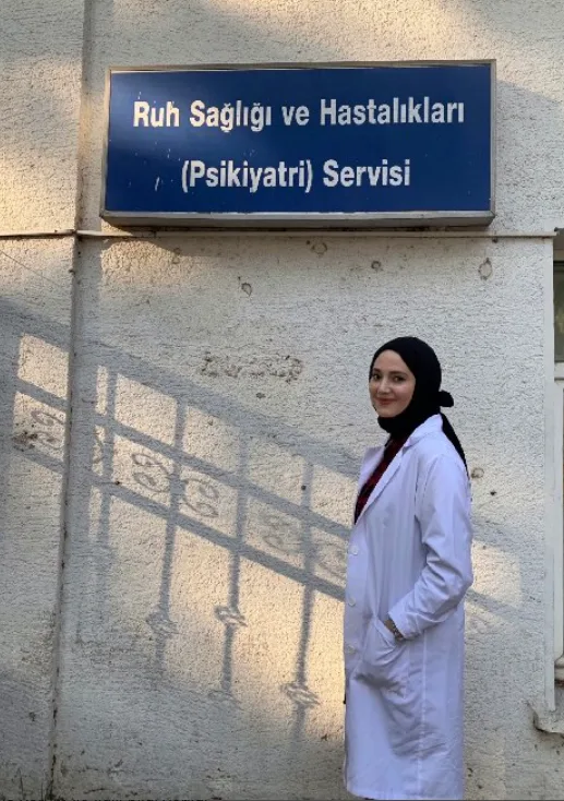 Psikolog Berfin Özkaya — Psikologlar, Üsküdar · fotoğraf 1