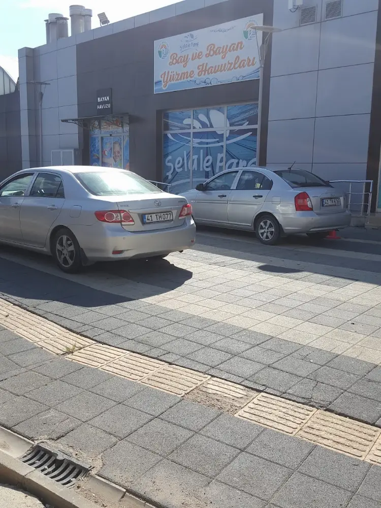 Kadıköy Dünya Danışmanlık ve Psikoloji Merkezi | Kadıköy Psikolog — Psikologlar, Kadıköy · fotoğraf 3