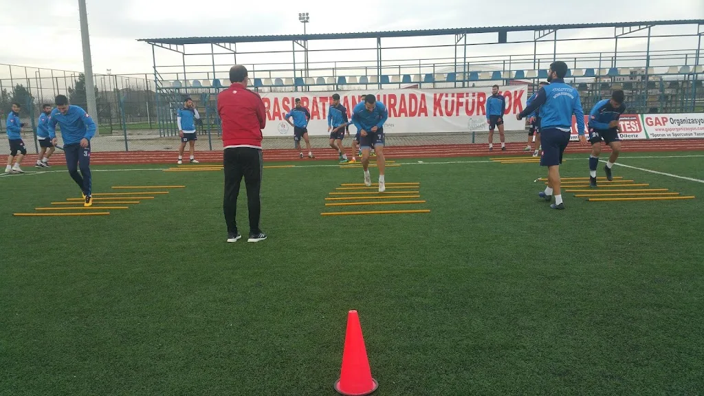 Kapalı Yüzme Havuzu