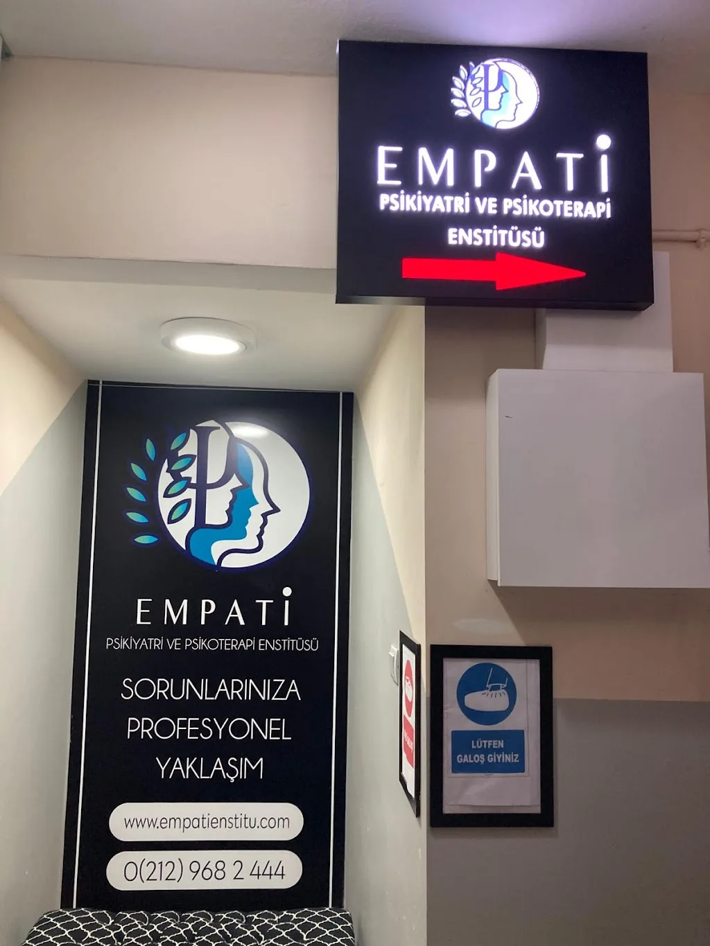 Empati Psikiyatri ve Psikoterapi Enstitüsü — Psikologlar, Küçükçekmece · fotoğraf 1