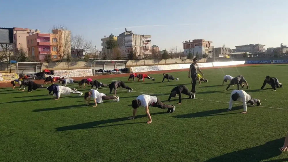 BESYO AKADEMİ _ BATMAN POMEM KURSU _ BATMAN BESYO _ BATMAN PMYO _ BATMAN SPOR _ BATMAN POLİSLİK KURSU — Yüzme Havuzları, Merkez · fotoğraf 3
