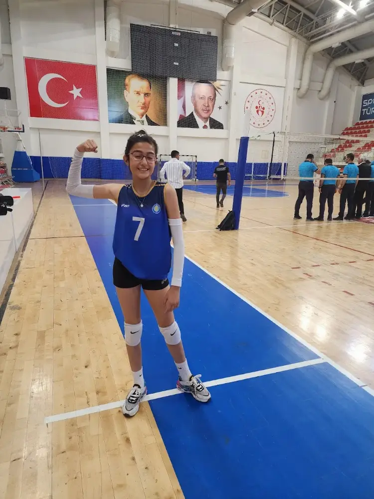 Olimpik Spor Tesisleri — Yüzme Havuzları, Merkez · fotoğraf 4