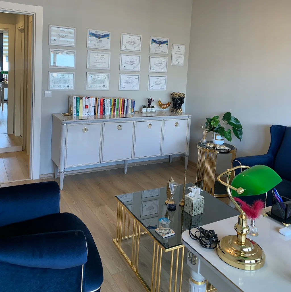 Kurtköy Psikolog - Elif Taşkın Psikoloji & Danışmanlık - Uzm.Klinik Psikolog Elif Taşkın — Psikologlar, Pendik · fotoğraf 1