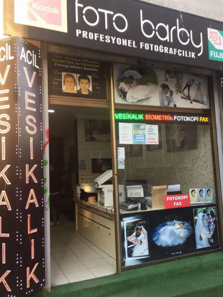 Foto Barby Profesyonel Fotoğrafçılık — Fotoğraf Stüdyoları, Kadıköy · fotoğraf 3