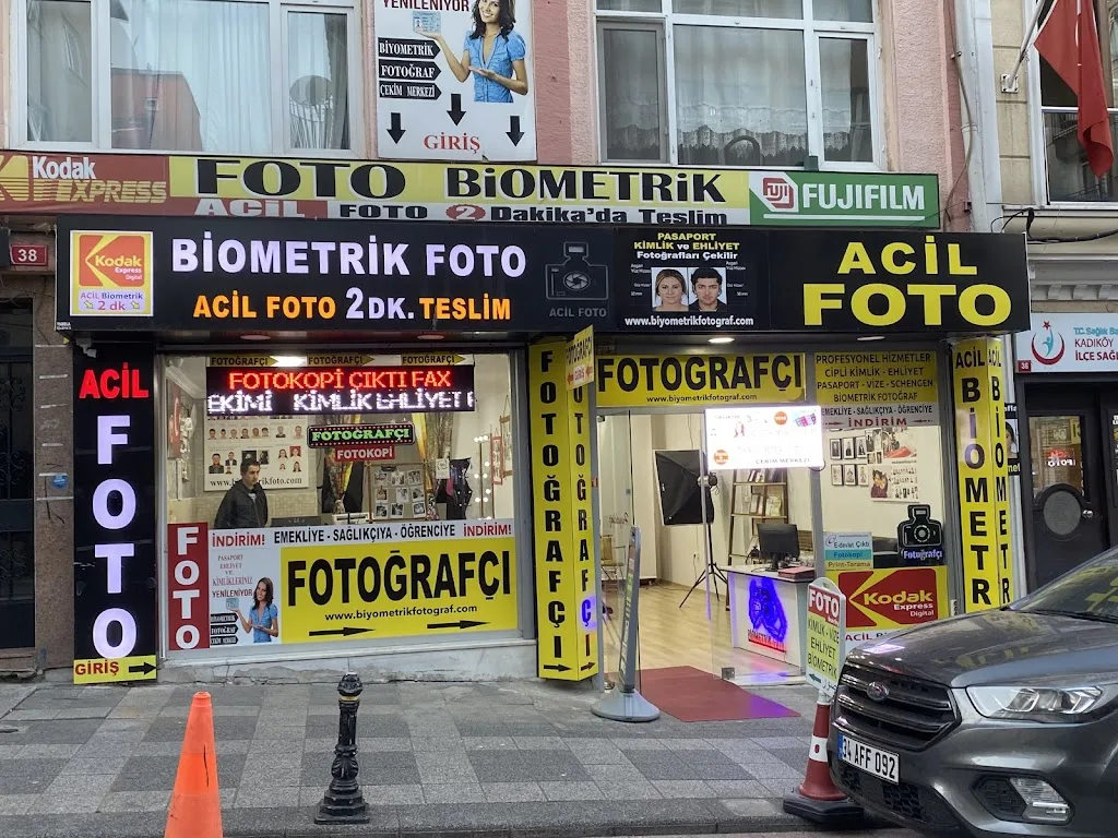 biometrik foto — Fotoğraf Stüdyoları, Kadıköy · fotoğraf 1