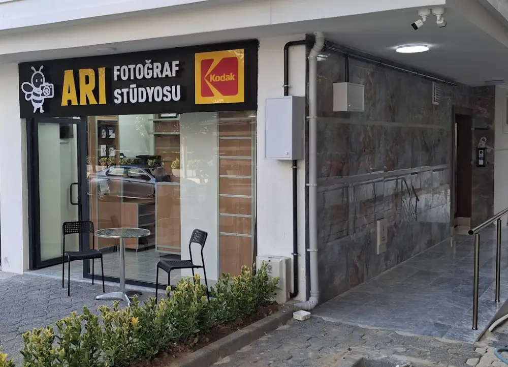 Arı Fotoğraf Stüdyosu — Fotoğraf Stüdyoları, Kadıköy · fotoğraf 4