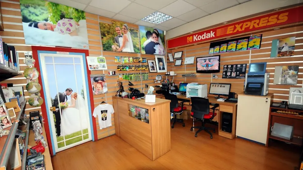 Ekinci Dijital Fotoğraf Stüdyosu — Fotoğraf Stüdyoları, Kadıköy · fotoğraf 2