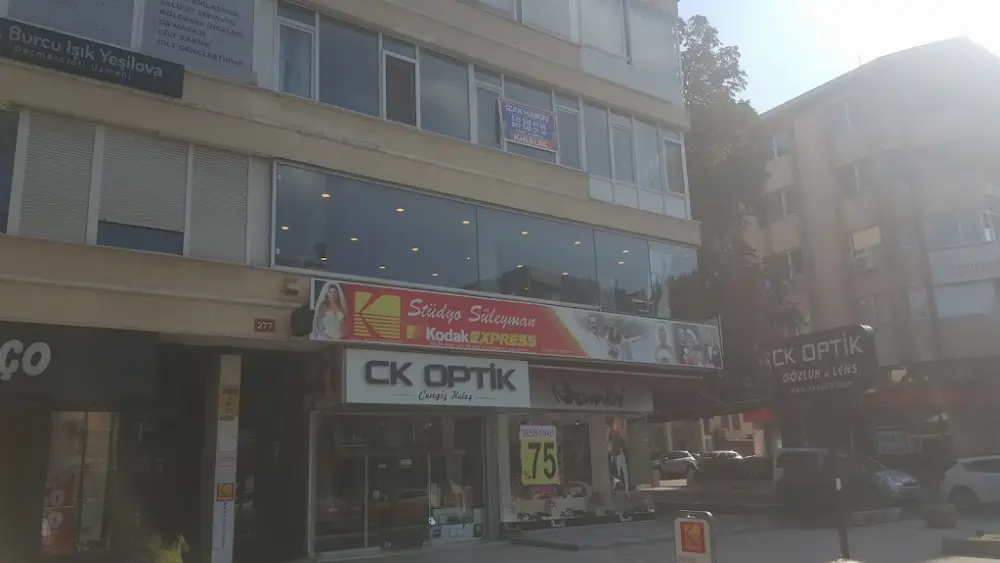 Foto Süleyman — Fotoğraf Stüdyoları, Kadıköy · fotoğraf 4