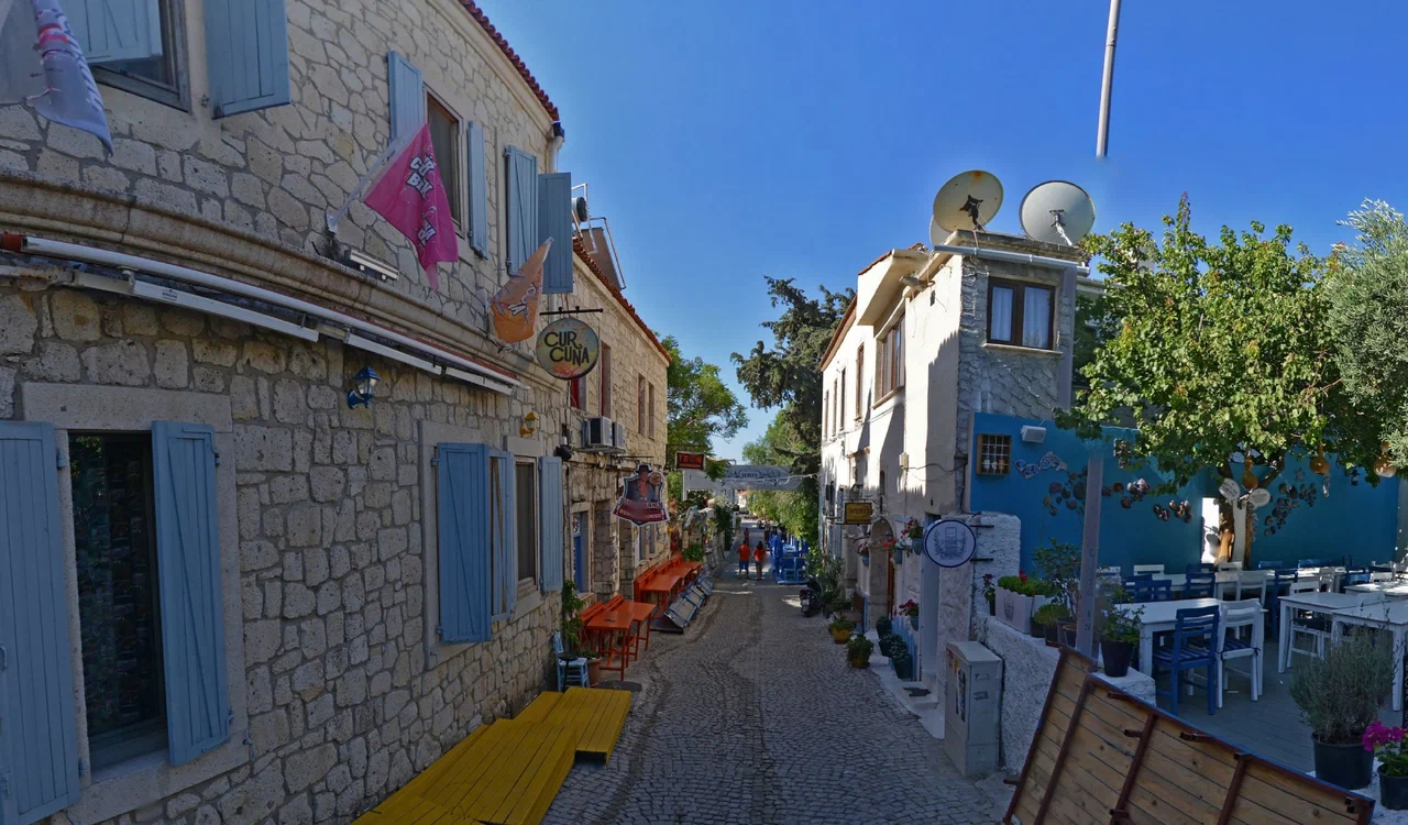 Avlu Çeşme