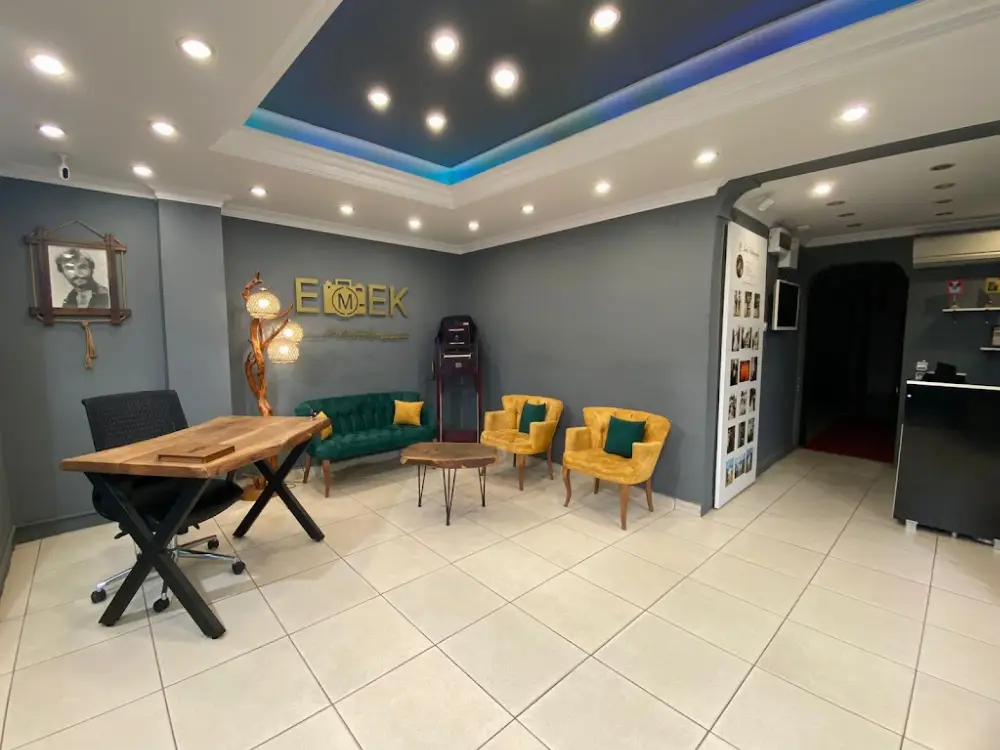 Emek Fotoğraf Stüdyosu — Fotoğraf Stüdyoları, Bahçelievler · fotoğraf 2