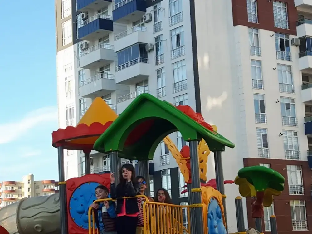 Garden Park — Yüzme Havuzları, Merkez · fotoğraf 4