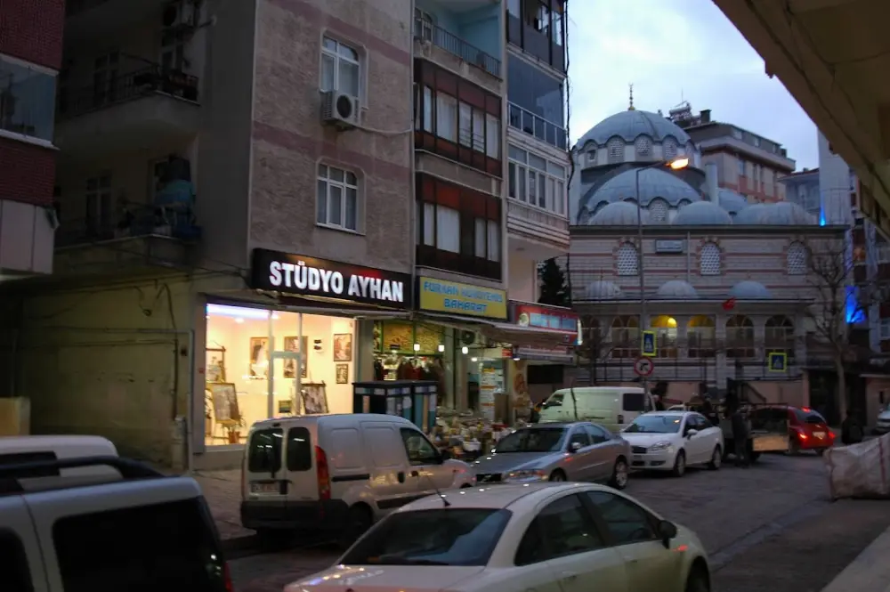 Stüdyo Ayhan — Fotoğraf Stüdyoları, Bahçelievler · fotoğraf 2