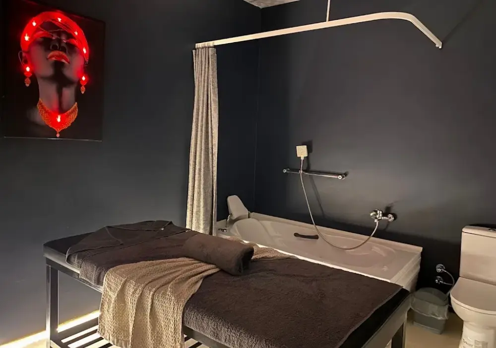 Black Diamond Spa Batman — Yüzme Havuzları, Merkez · fotoğraf 2