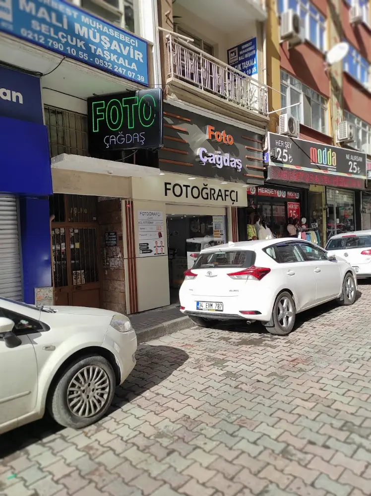 Foto Çağdaş — Fotoğraf Stüdyoları, Bahçelievler · fotoğraf 2