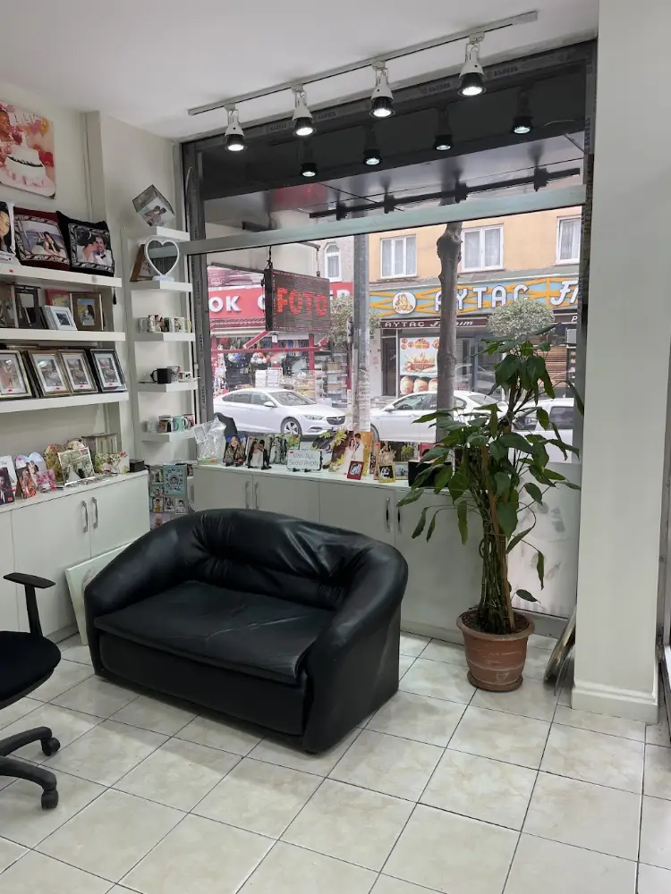Foto Çizgi — Fotoğraf Stüdyoları, Bahçelievler · fotoğraf 3