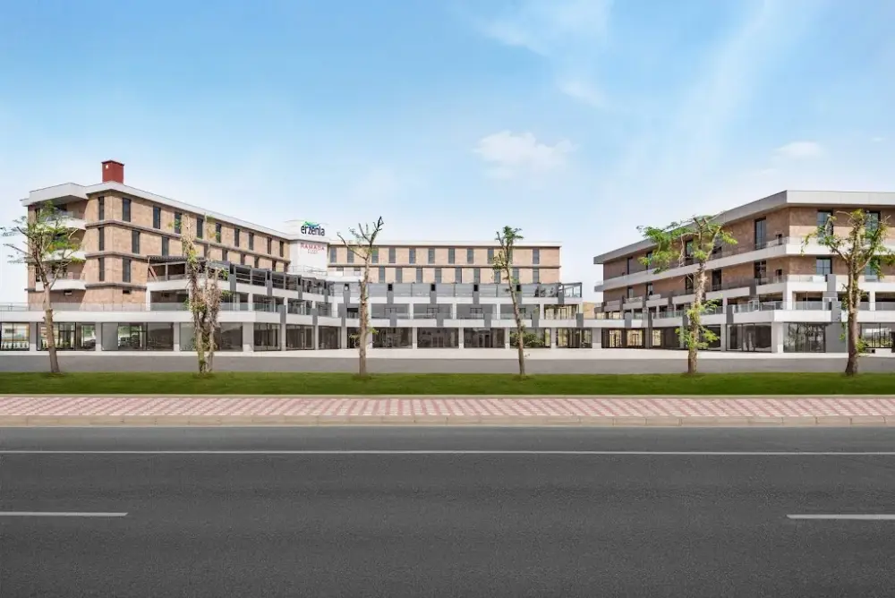 Ramada Batman — Yüzme Havuzları, Merkez · fotoğraf 5