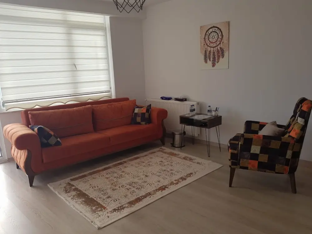 Silivri Psikolog Yaprak Gülmez — Psikologlar, Silivri · fotoğraf 2