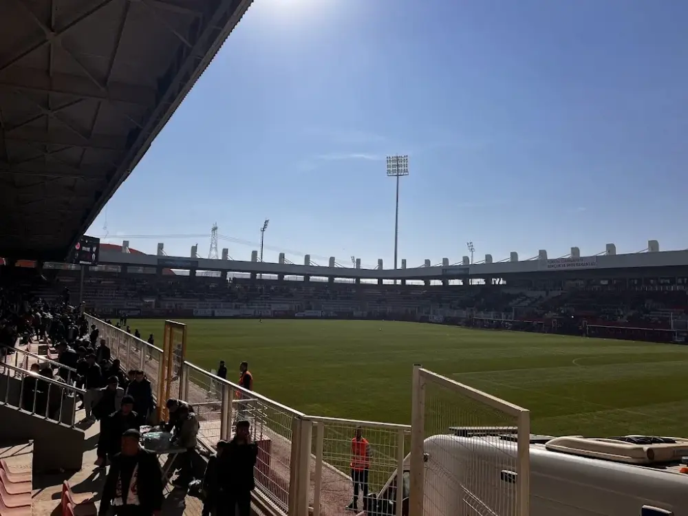 Yeni Batman Stadyumu — Yüzme Havuzları, Merkez · fotoğraf 3