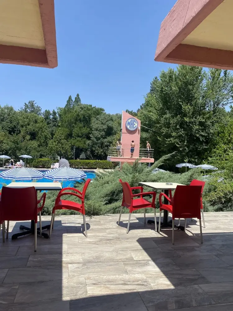 Mke Yüzme Havuzları — Yüzme Havuzları, Merkez · fotoğraf 4