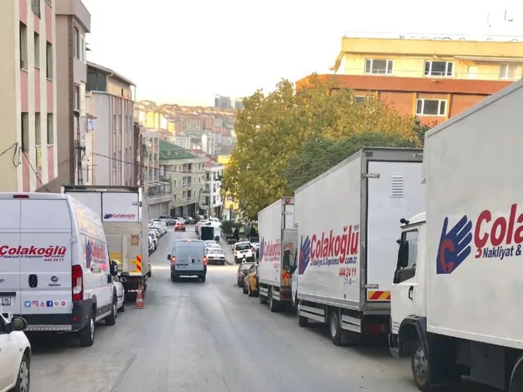 Çolakoğlu Nakliyat & Depolama — Taşımacılık Ve Nakliyat, Kağıthane · fotoğraf 1