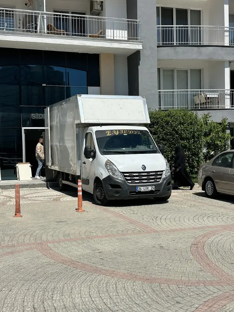 YILDIZ NAKLİYAT — Taşımacılık Ve Nakliyat, Şişli · fotoğraf 4