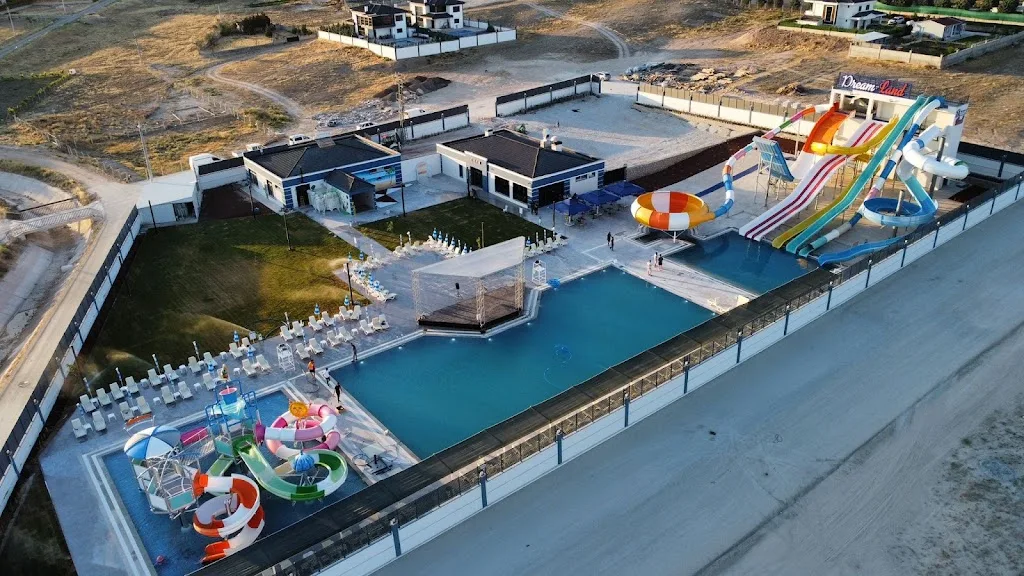 Dream Land Aqua Park Aksaray — Yüzme Havuzları, Merkez · fotoğraf 1