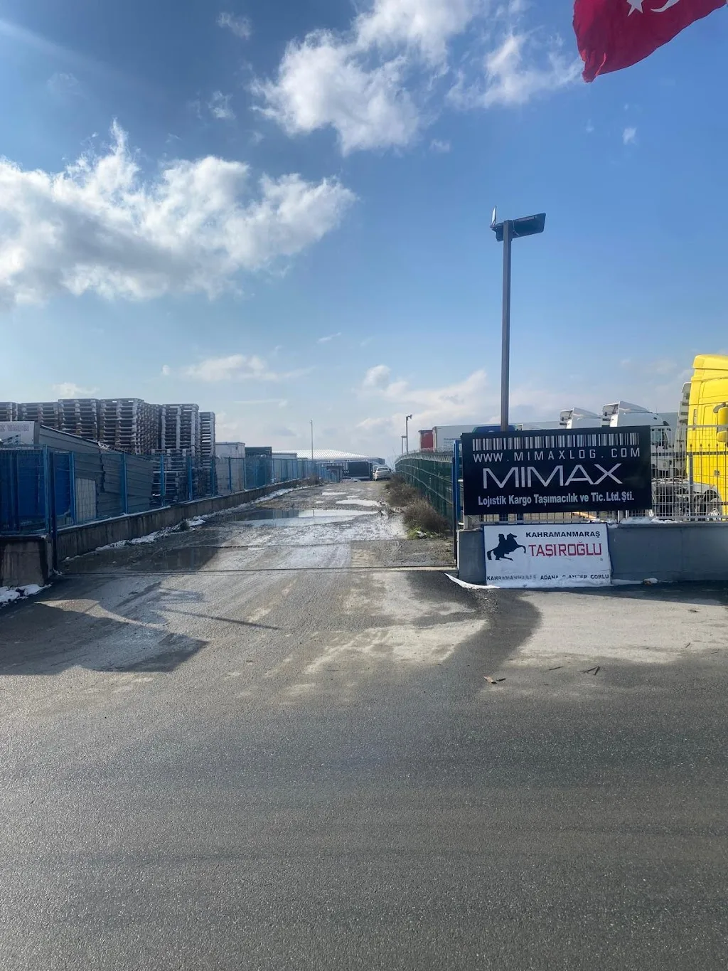 KAHRAMANMARAŞ TAŞIROĞLU UM.NAK.TİC.LTD.ŞTİ. — Taşımacılık Ve Nakliyat, Arnavutköy · fotoğraf 1