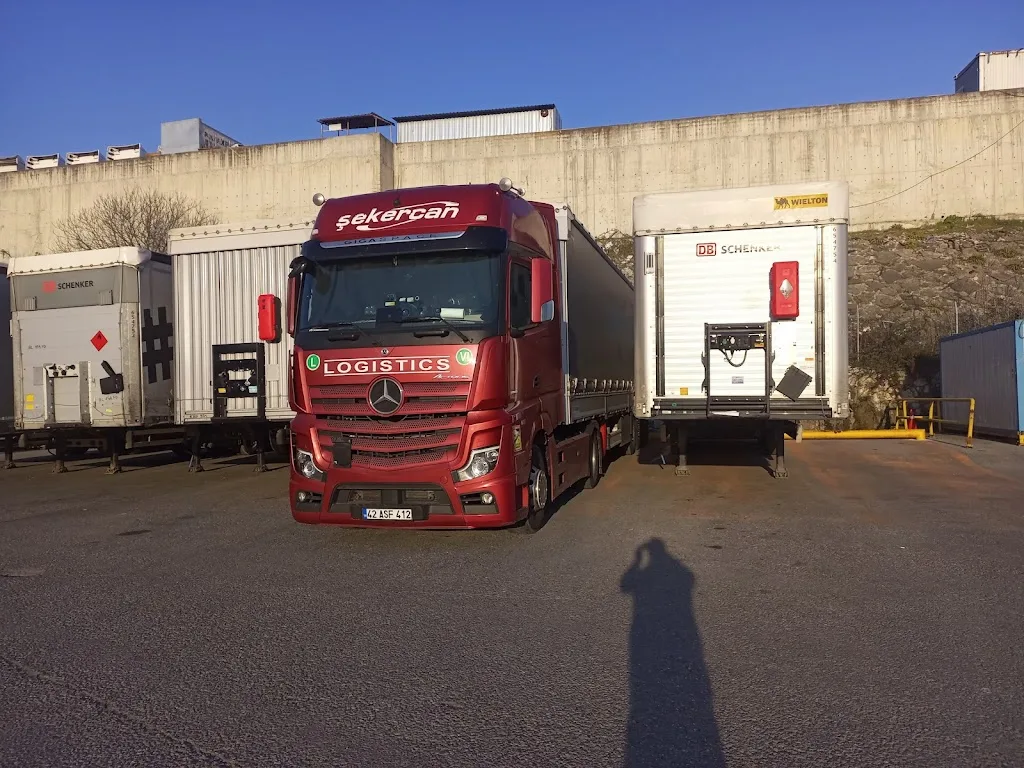 DB Schenker Arkas Nakliyat ve Ticaret A.Ş. - Hadımköy Lojistik Merkezi — Taşımacılık Ve Nakliyat, Arnavutköy · fotoğraf 1