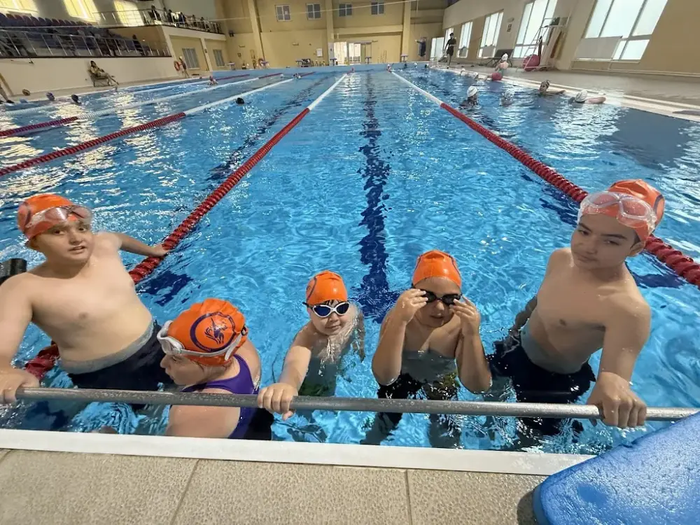 Mustafa Tan Aksaray Yüzme Spor Kulübü — Yüzme Havuzları, Merkez · fotoğraf 3