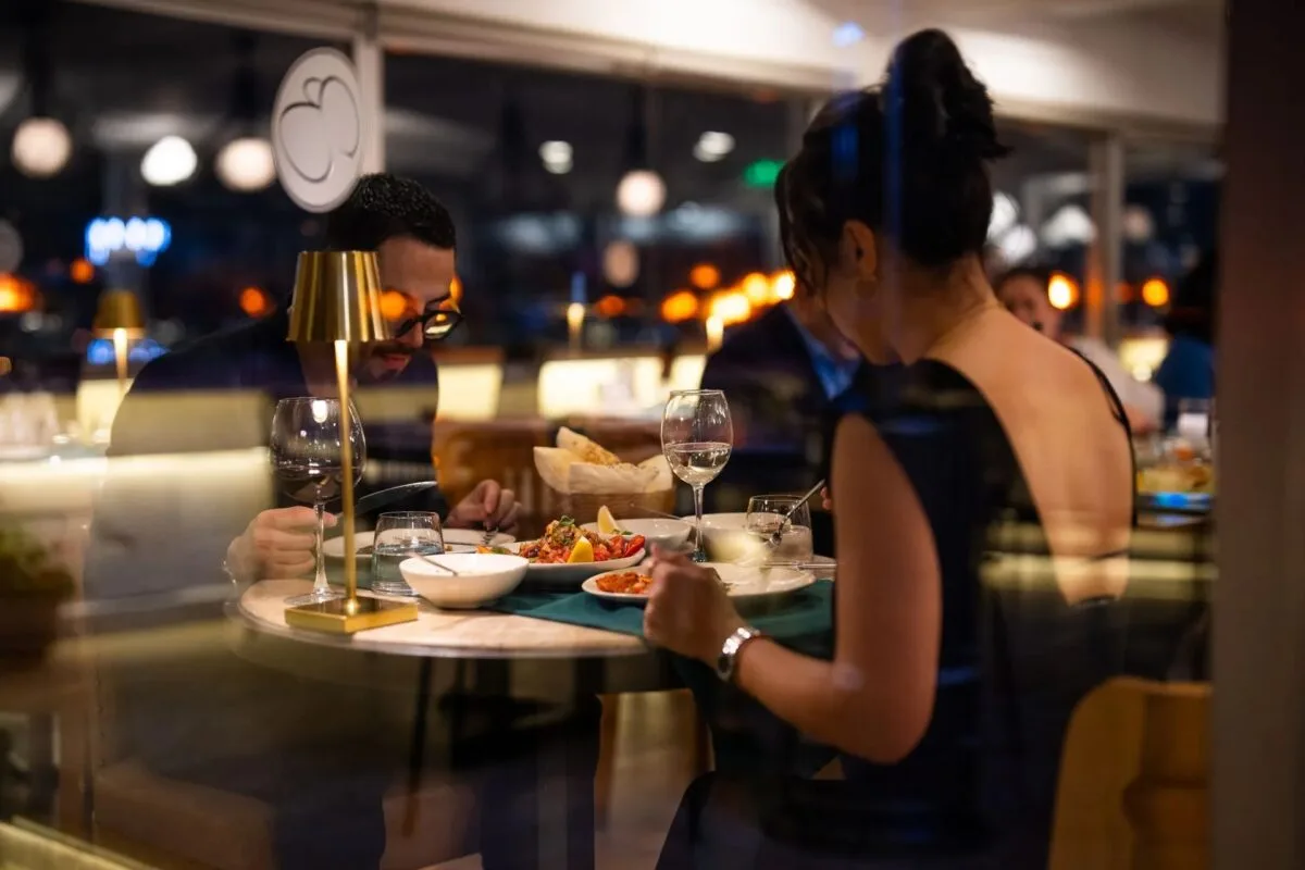 Muizz Restaurant Cafe Bar Beyoğlu