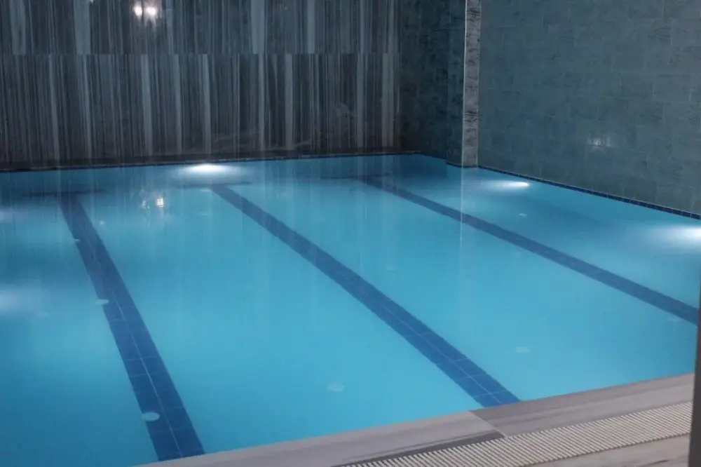 ÇINAR HAMAM HAVUZ SAUNA — Yüzme Havuzları, Merkez · fotoğraf 2