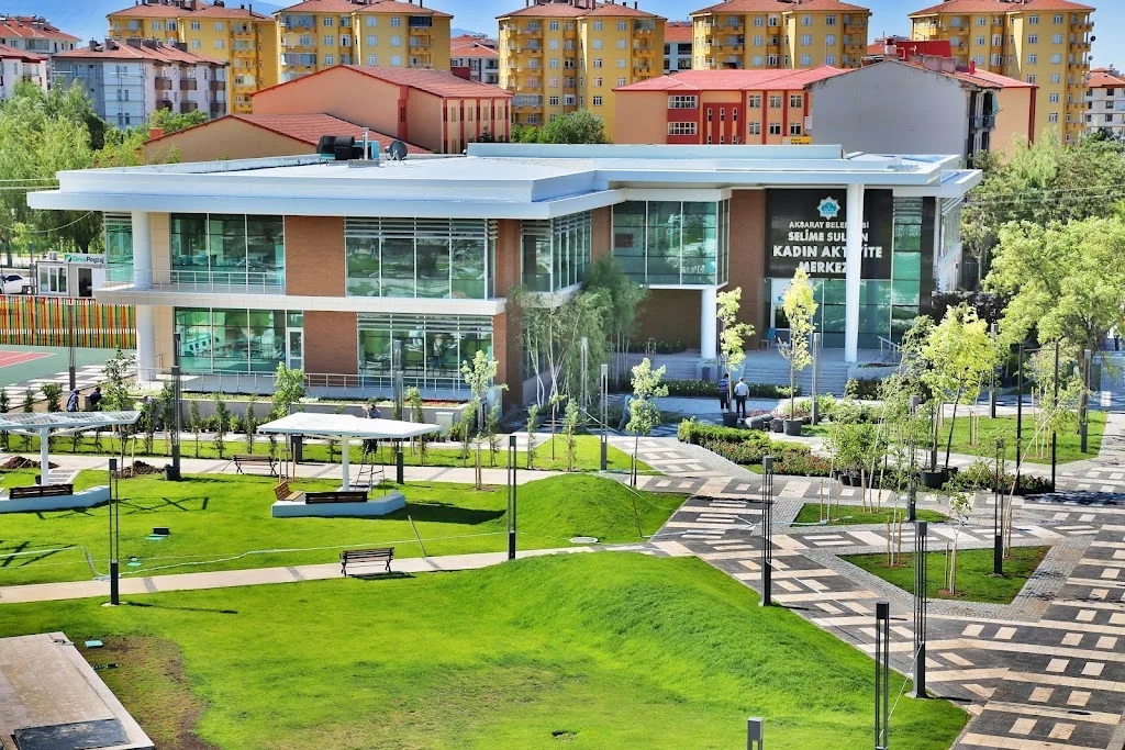Aksaray huncalife ucretsiz uyelik katalog — Yüzme Havuzları, Merkez · fotoğraf 1