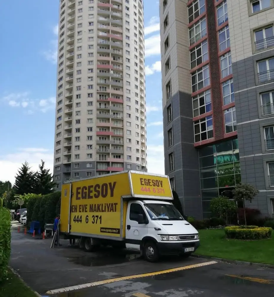Egesoy Asansörlü Evden Eve Nakliyat — Taşımacılık Ve Nakliyat, Maltepe · fotoğraf 4
