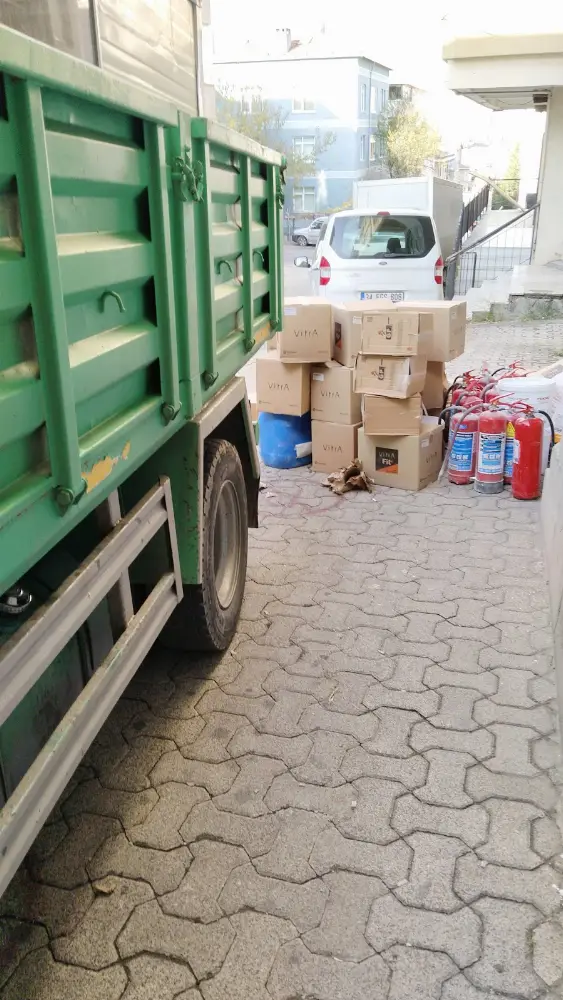 Sarıyer Yakar Nakliyat Hafriyat — Taşımacılık Ve Nakliyat, Beşiktaş · fotoğraf 3