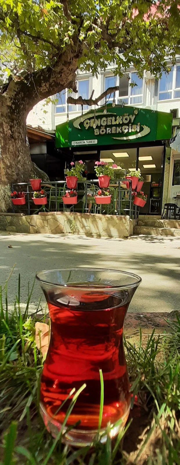 ÇENGELKÖY BÖREKÇİSİ ÇINARCIK ŞUBESİ — Pastaneler, Çınarcık · fotoğraf 1