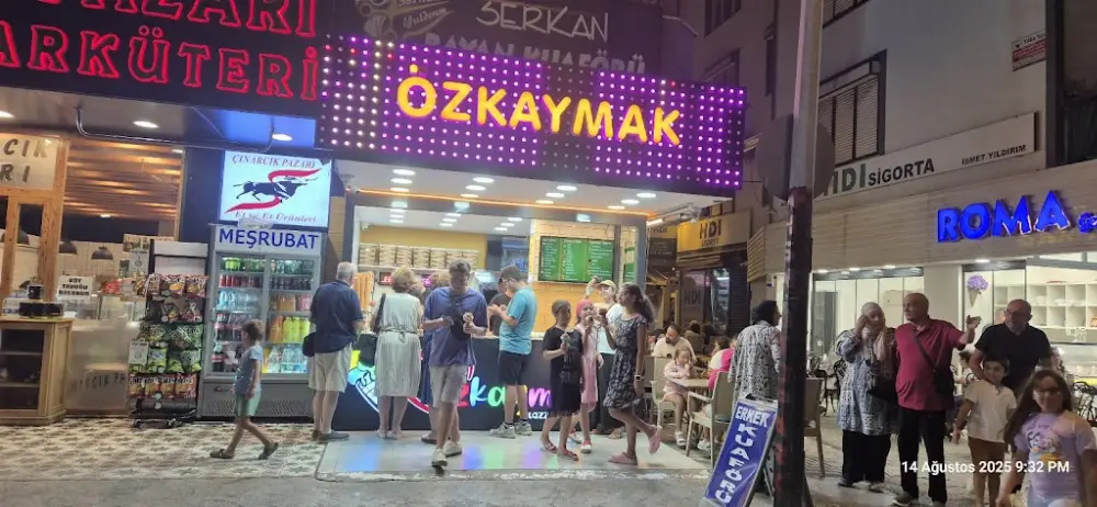 Özkaymak Dondurma — Pastaneler, Çınarcık · fotoğraf 4