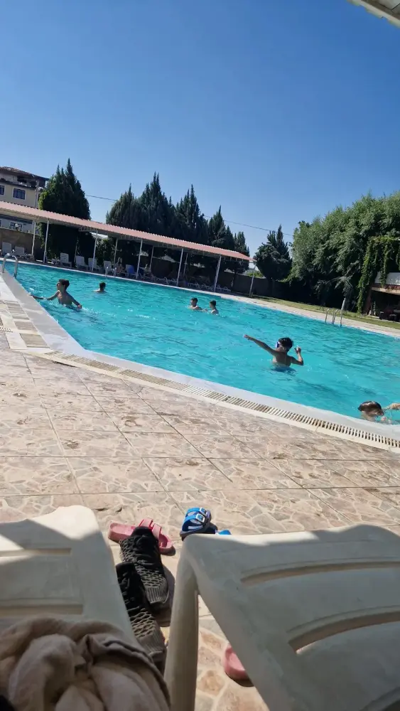 Havuz Bar — Yüzme Havuzları, Merkez · fotoğraf 5